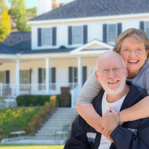 Comparativa entre geriátricos y cuidado de ancianos en casa - Clan Salud.