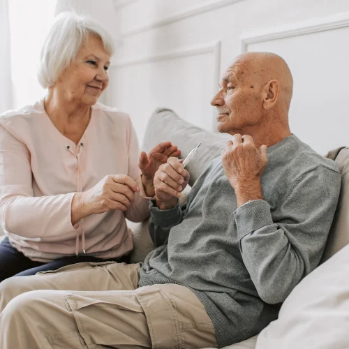 Cuidado de adultos mayores en casa - Clan Salud