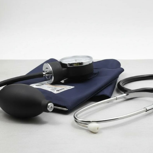 Kit de Salud – Tensiómetro + Estetoscopio + Termómetro + Oxímetro - Imagen 3